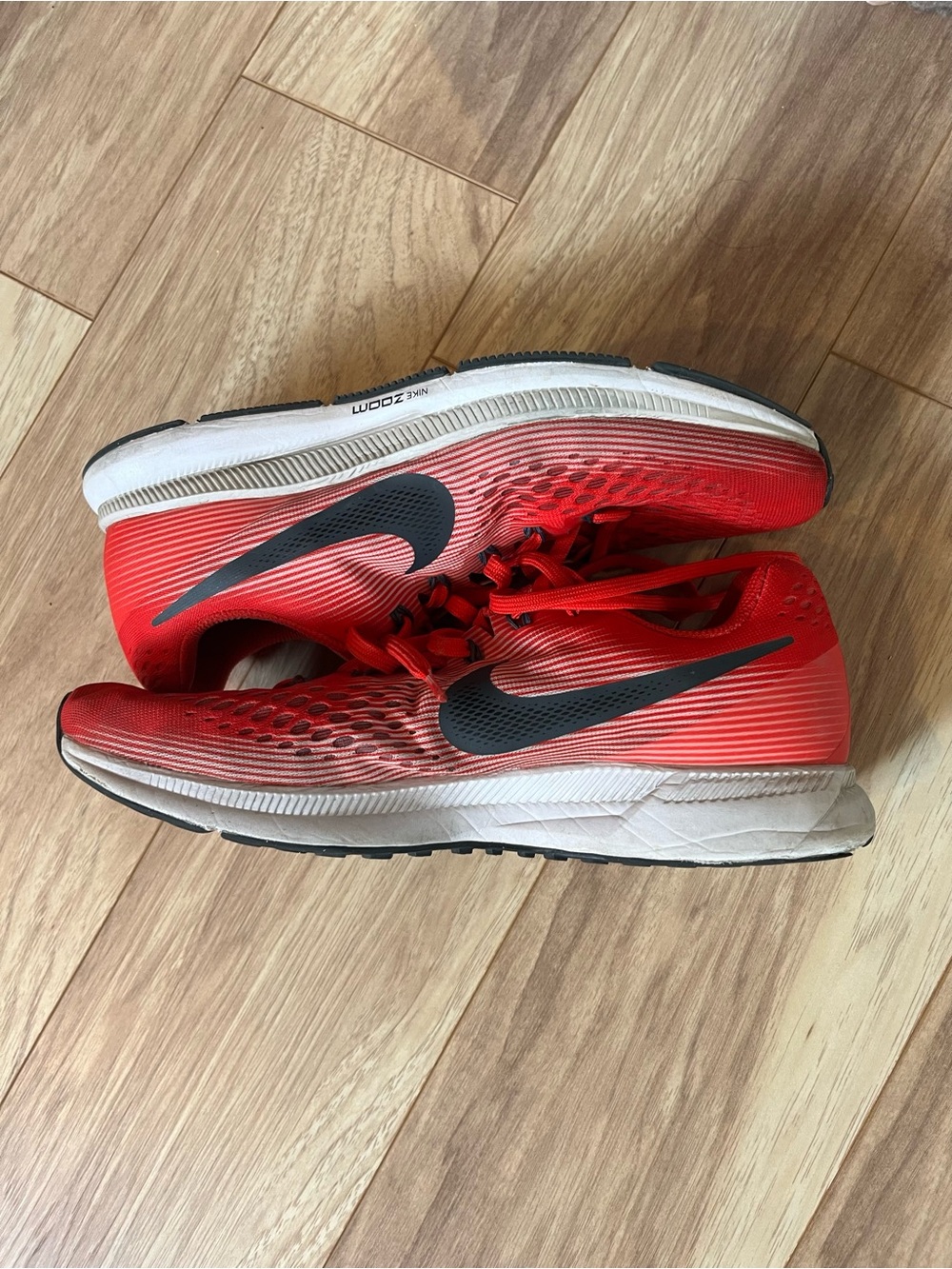 Nike Air Zoom Pegasus 36 red running shoes